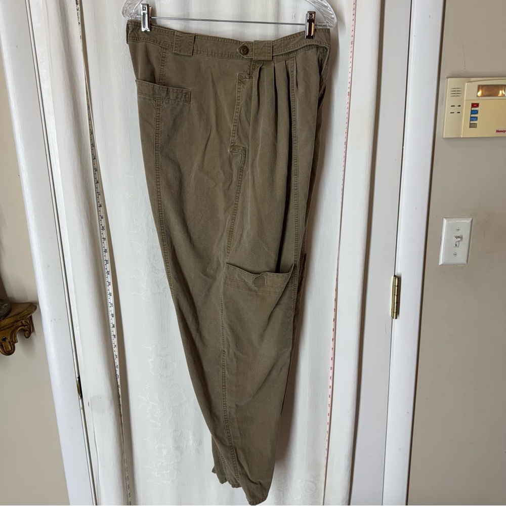 Vintage Liz Claiborne Cargo Pants - Picture 6 of 10